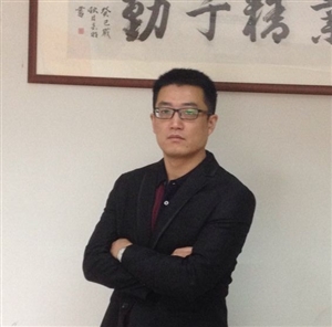 陈栋                  
